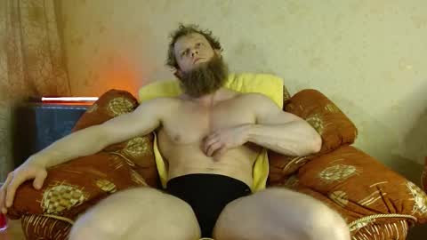 Valentino Hard online show from 12.03.25