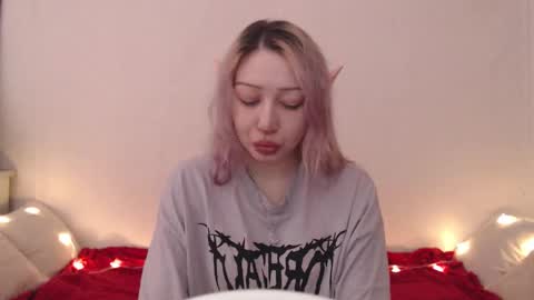 Snapshot of hardcore_x chatting on 02.01.26 Emily online show from 02.01.26