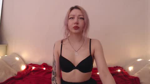 Snapshot of hardcore_x chatting on 02.03.26 Emily online show from 02.03.26