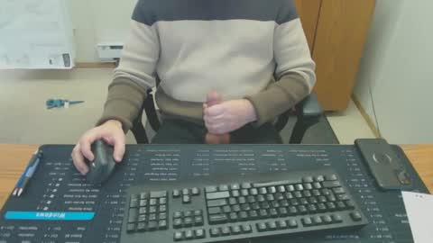 Snapshot of hardcumcanadian chatting on 01.31.25 hardcumcanadian online show from 01.31.25