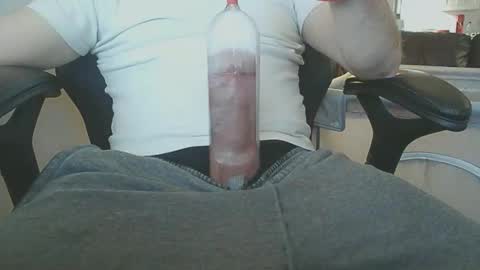 Snapshot of hardcumcanadian chatting on 11.27.25 hardcumcanadian online show from 11.27.25