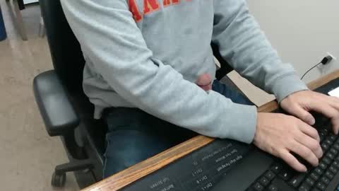 Snapshot of hardcumcanadian chatting on 03.19.26 hardcumcanadian online show from 03.19.26