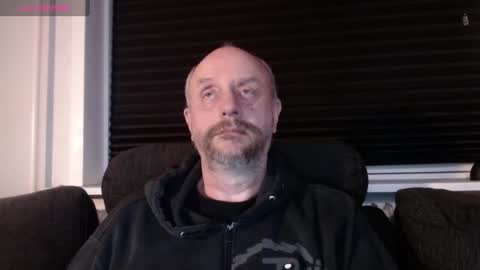 Snapshot of hardmrlazy chatting on 02.23.25 MrLazy online show from 02.23.25