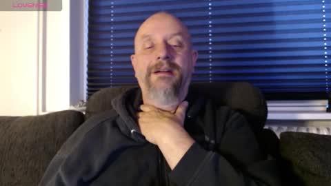 Snapshot of hardmrlazy chatting on 10.26.25 MrLazy online show from 10.26.25