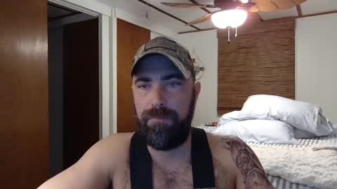 Snapshot of hardworkertn chatting on 01.18.25 hardworkertn online show from 01.18.25