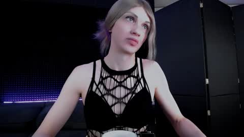 Miss Hardy online show from 11.15.25