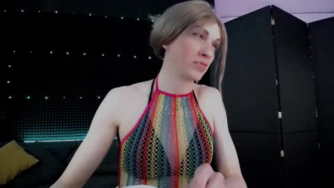 Miss Hardy online show from 12.14.25