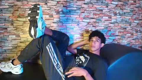 Snapshot of haresandpame_mds chatting on 11.21.25 Hares online show from 11.21.25