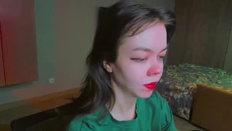 Snapshot of haribo_asmr chatting on 01.07.25 Miss Hari online show from 01.07.25