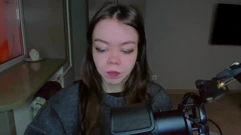 Snapshot of haribo_asmr chatting on 02.24.25 Miss Hari online show from 02.24.25