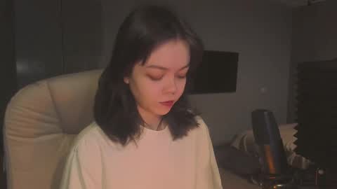 Snapshot of haribo_asmr chatting on 11.09.25 Miss Hari online show from 11.09.25