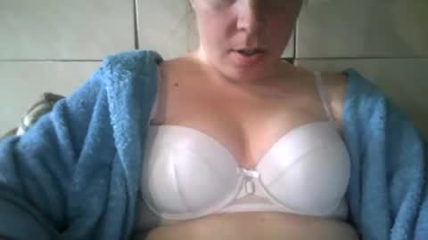 Snapshot of harpywitch884 chatting on 04.08.26 harpywitch884 online show from 04.08.26