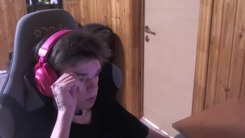 harry_gray_ online show from 07.17.26
