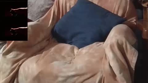 Snapshot of harrytut chatting on 11.28.25 harrytut online show from 11.28.25