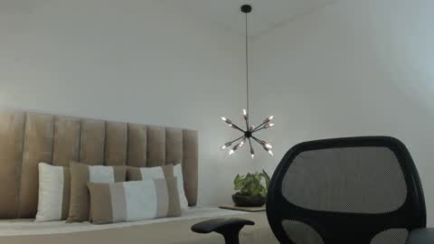 Harry Jones online show from 02.28.25