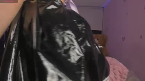 Snapshot of harumi_hentai chatting on 09.25.25 harumi online show from 09.25.25