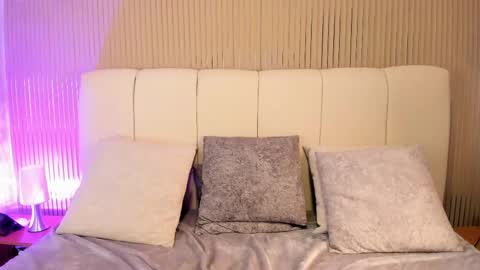 Snapshot of harybunny chatting on 04.14.26 HARY online show from 04.14.26