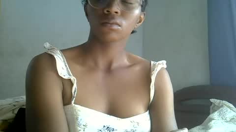 Snapshot of harysette chatting on 07.15.26 harysette online show from 07.15.26