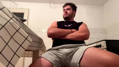 Snapshot of hasabigonev14 chatting on 07.29.26 THEBIGONEV14 online show from 07.29.26