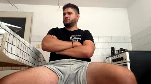 Snapshot of hasabigonev14 chatting on 08.06.26 THEBIGONEV14 online show from 08.06.26
