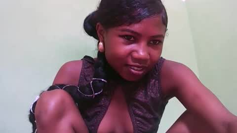 hasleyinah online show from 04.13.26