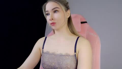 Anna online show from 02.15.26