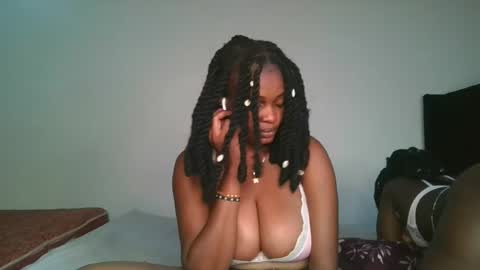 Snapshot of havanna_p chatting on 01.15.25 Havanna online show from 01.15.25