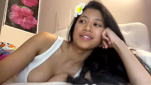 hawaiigirl_ online show from 02.05.26