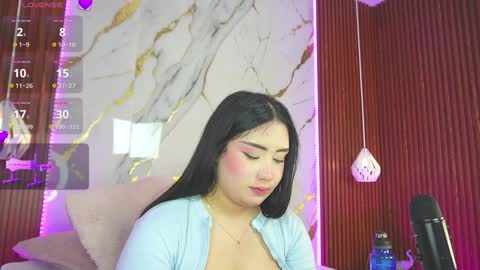 haylie  See you tonight at 8pm Colombia time online show from 01.31.25