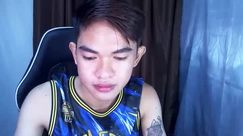 Snapshot of hayden_cumgiver chatting on 12.12.24 jon hayden online show from 12.12.24