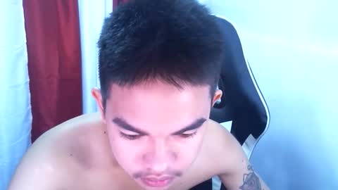 Snapshot of hayden_cumgiver chatting on 10.06.25 jon hayden online show from 10.06.25