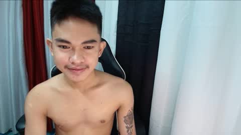 Snapshot of hayden_cumgiver chatting on 10.27.25 jon hayden online show from 10.27.25