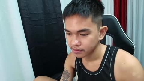 Snapshot of hayden_cumgiver chatting on 10.31.25 jon hayden online show from 10.31.25