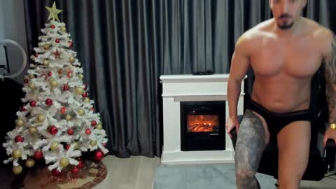 Snapshot of haydenspears chatting on 12.11.24 HaydenSpears online show from 12.11.24