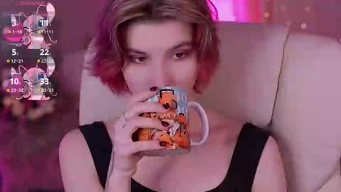 haylaamber online show from 02.28.25