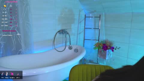 Hayle online show from 01.12.25