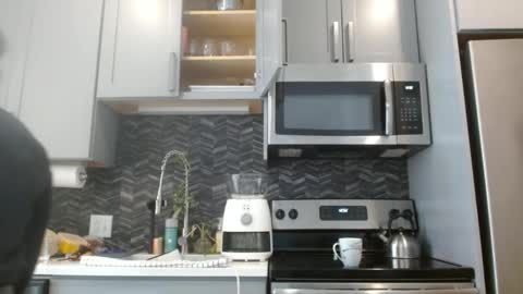 Hazel online show from 02.27.25