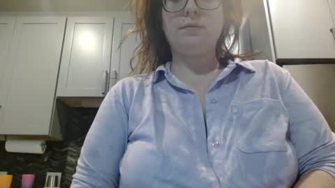 Hazel online show from 03.03.25