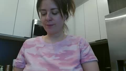 Snapshot of hazel_skye chatting on 03.30.26 Hazel online show from 03.30.26