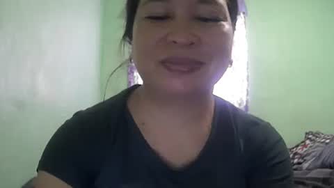 Snapshot of hazeldhane chatting on 10.16.25 hazeldhane online show from 10.16.25