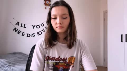 Kira online show from 04.27.26