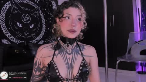 Snapshot of hazellwitch chatting on 04.02.26 Hazell Witch online show from 04.02.26