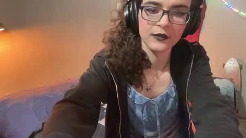 Hazel online show from 05.26.26