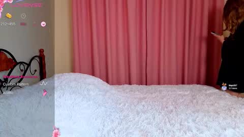 hazeltrue online show from 09.11.25