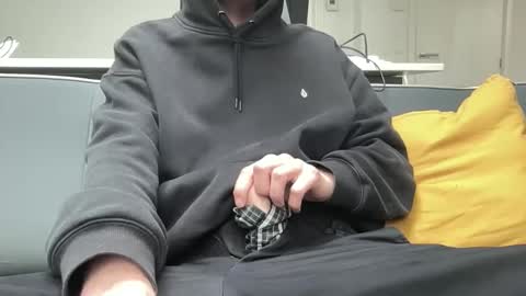 hchappel19 online show from 04.19.26