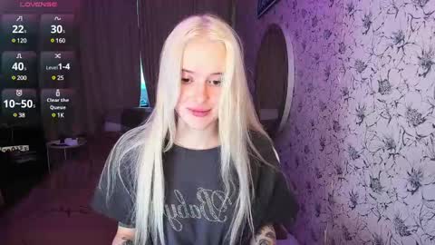 Snapshot of healing__girl chatting on 01.13.25 Valeria online show from 01.13.25