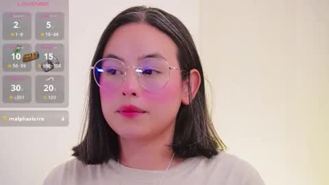 Snapshot of hearmymoans_18 chatting on 02.12.26 hearmymoans_18 online show from 02.12.26