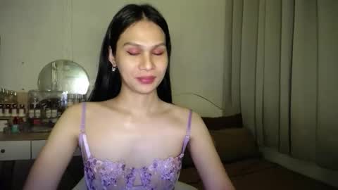 Snapshot of heather_bbyy chatting on 11.26.25 heather_bbyy online show from 11.26.25