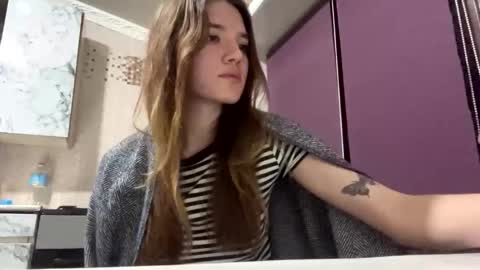 Snapshot of heatherwillman chatting on 03.17.26 Lili online show from 03.17.26