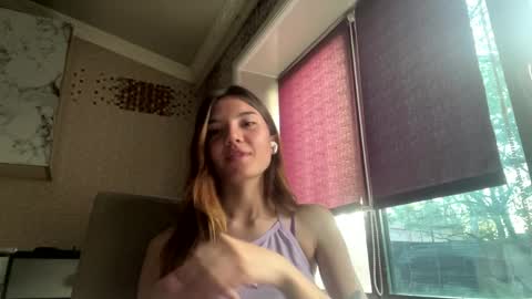 Snapshot of heatherwillman chatting on 04.09.26 Lili online show from 04.09.26